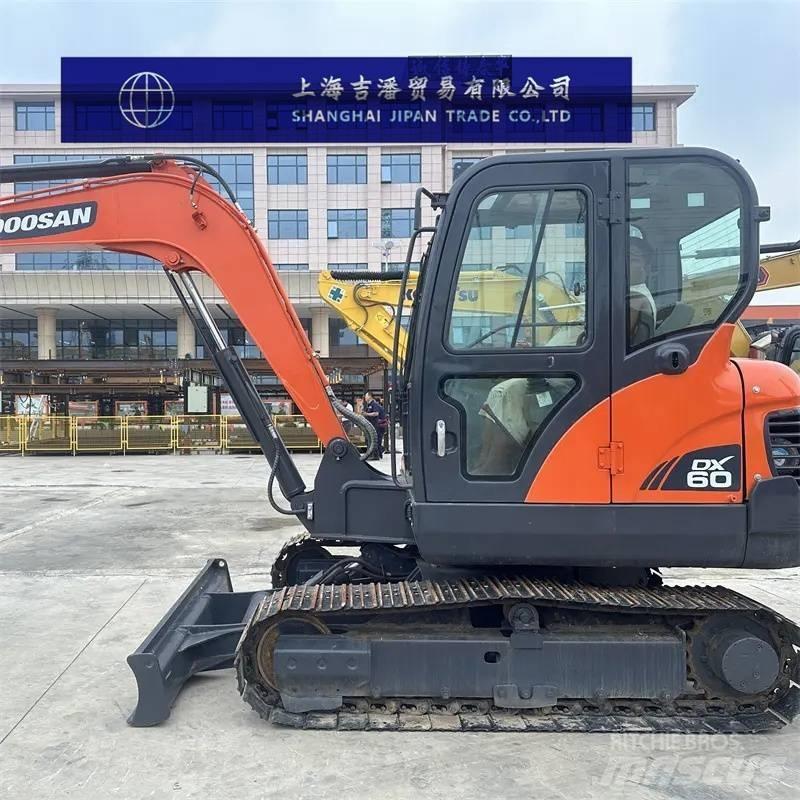 Doosan DX 60 Mini pelle < 7t