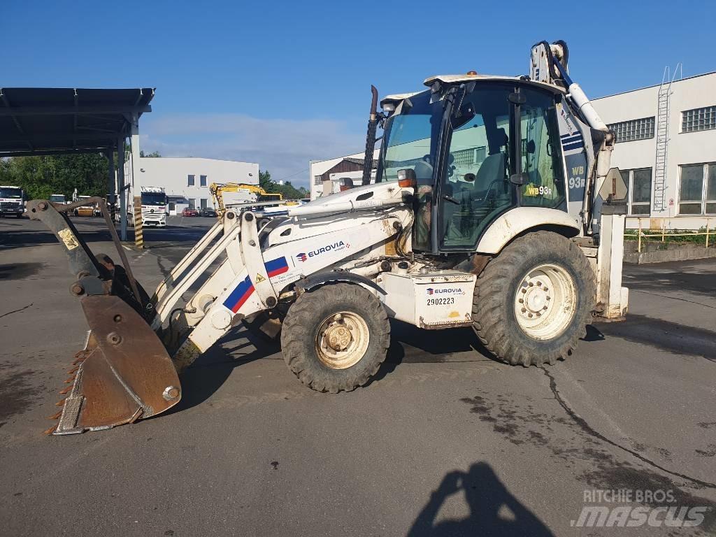Komatsu WB 93 R-5 Tractopelle