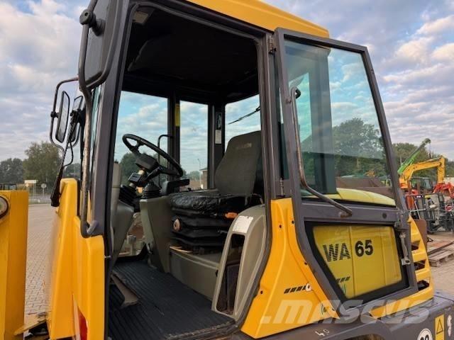 Komatsu WA 65-3 Chargeuse sur pneus