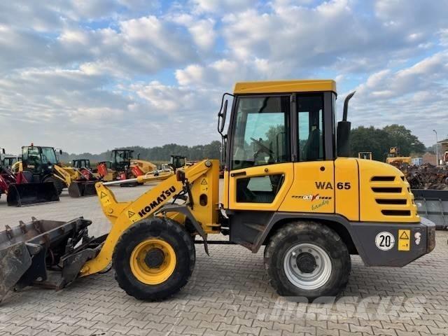 Komatsu WA 65-3 Chargeuse sur pneus