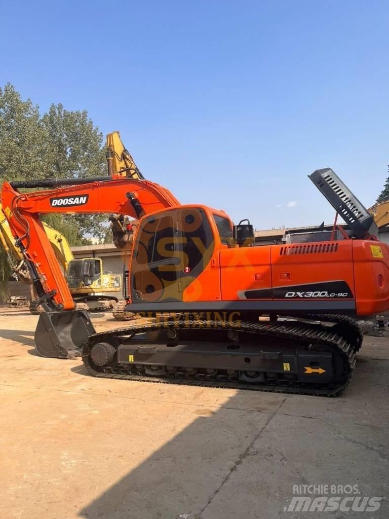 Doosan DX300LC-9C Pelle sur chenilles