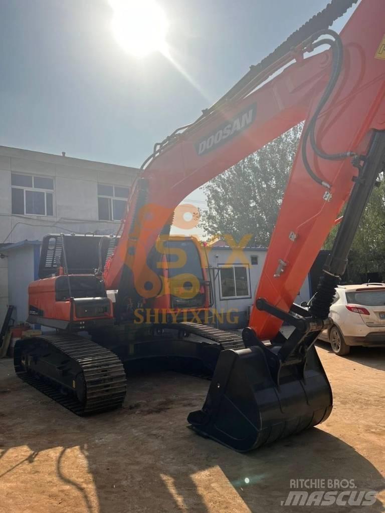 Doosan DX300LC-9C Pelle sur chenilles