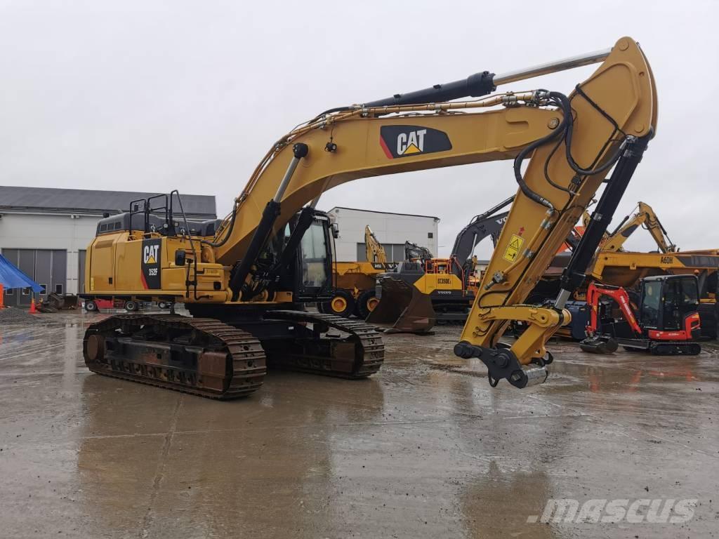 CAT 352 F Pelle sur chenilles