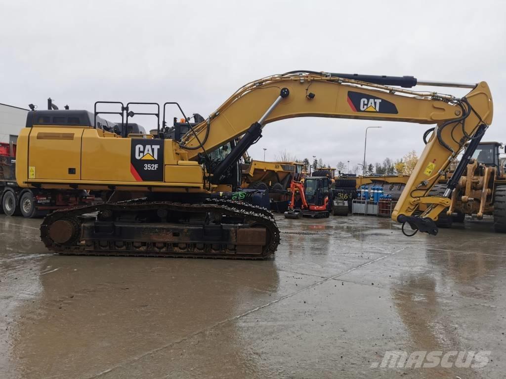 CAT 352 F Pelle sur chenilles