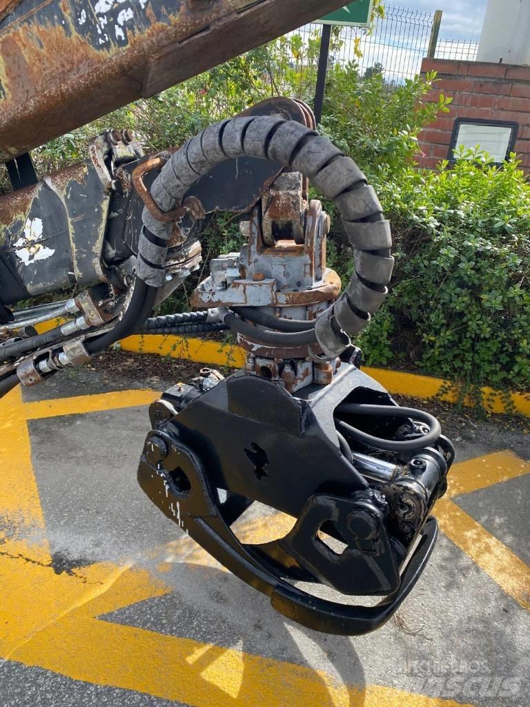 Guerra 83N1 Grue, Chargeur