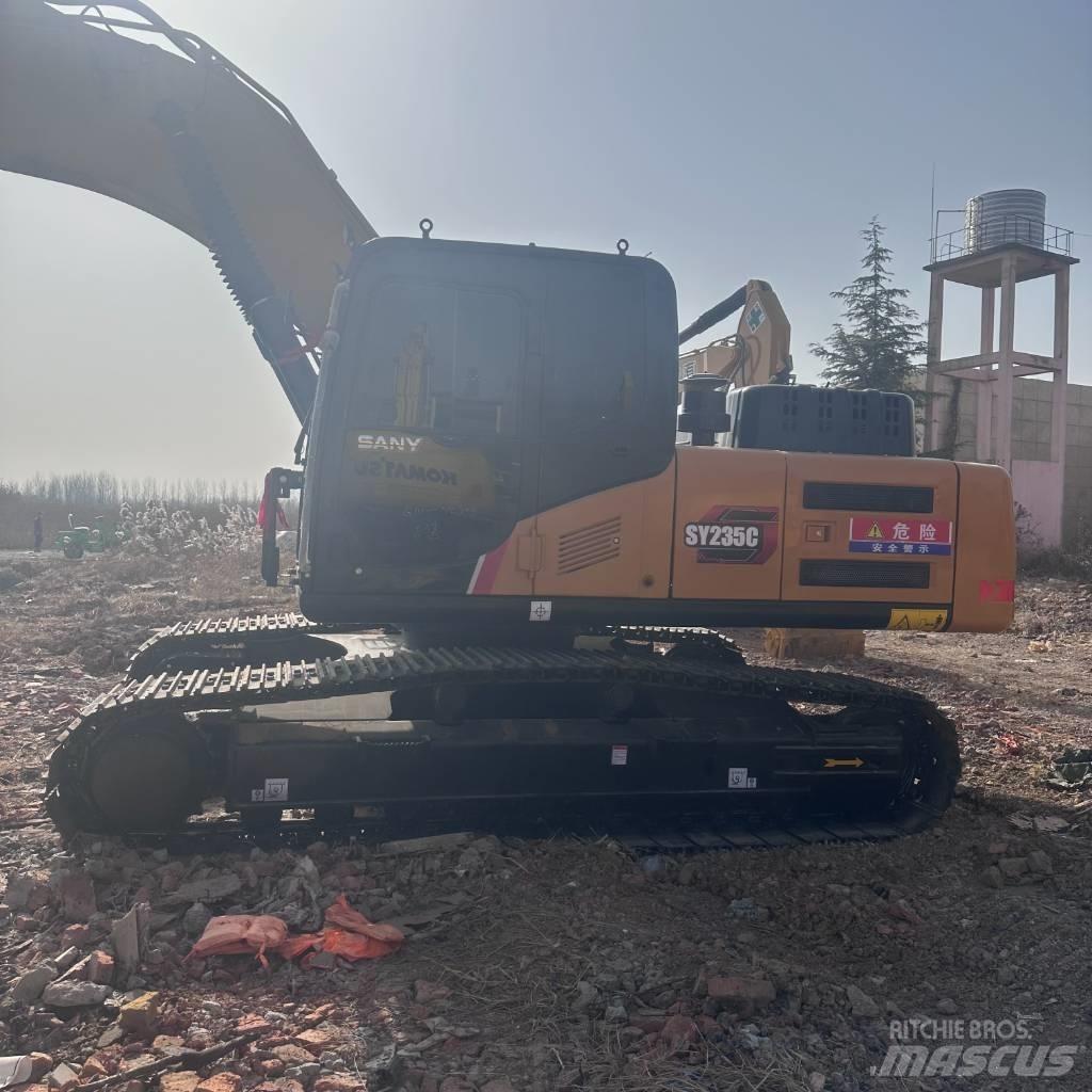 Sany SY 235 Pelle sur chenilles