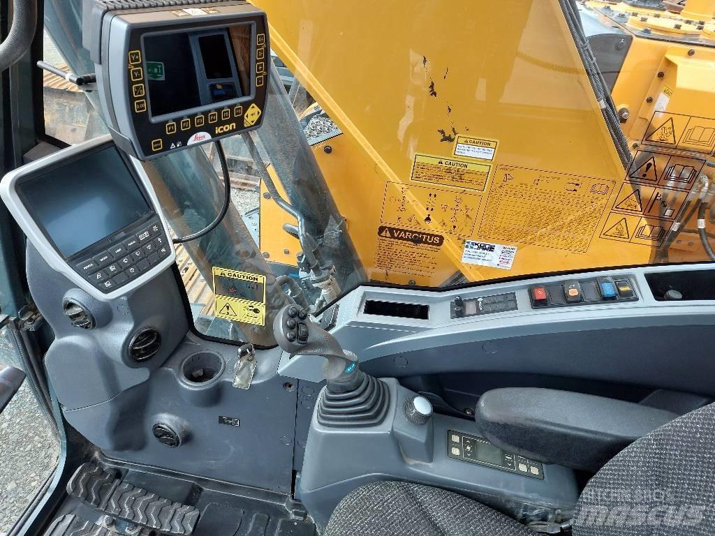 Hyundai HX 235 LCRD Pelle sur chenilles