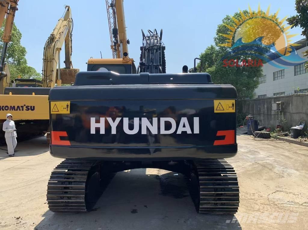 Hyundai R220LC-9S Pelle sur chenilles
