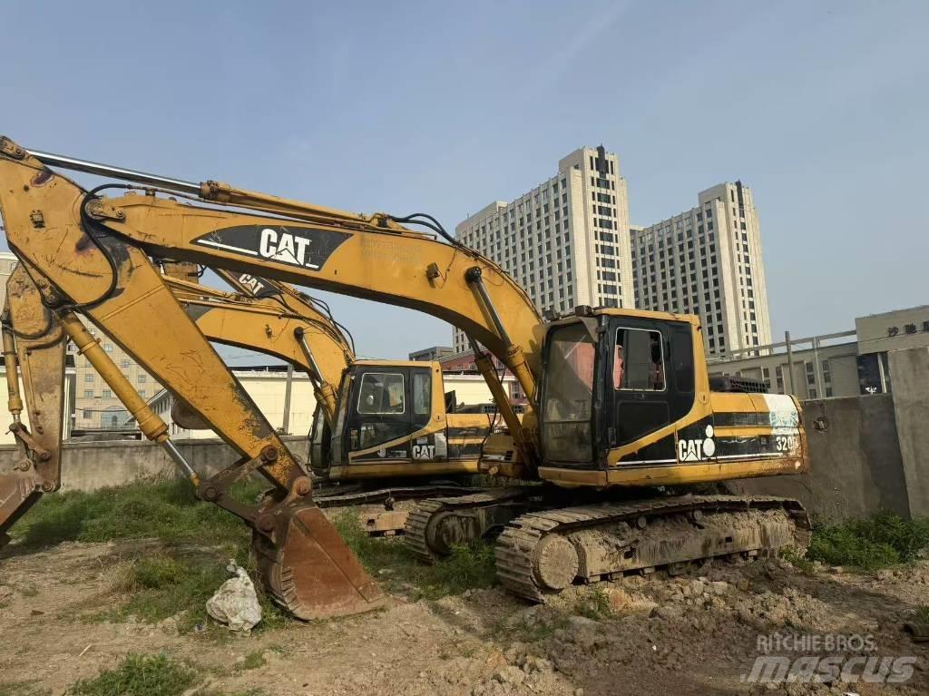 CAT 320 B L Pelle sur chenilles