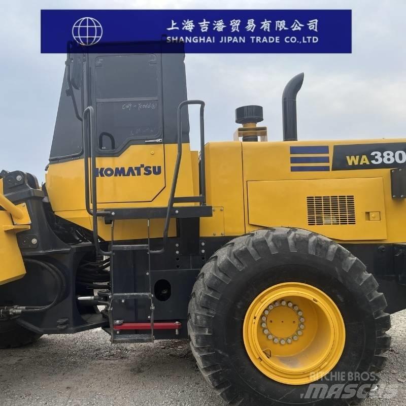 Komatsu WA 380 Chargeuse sur pneus