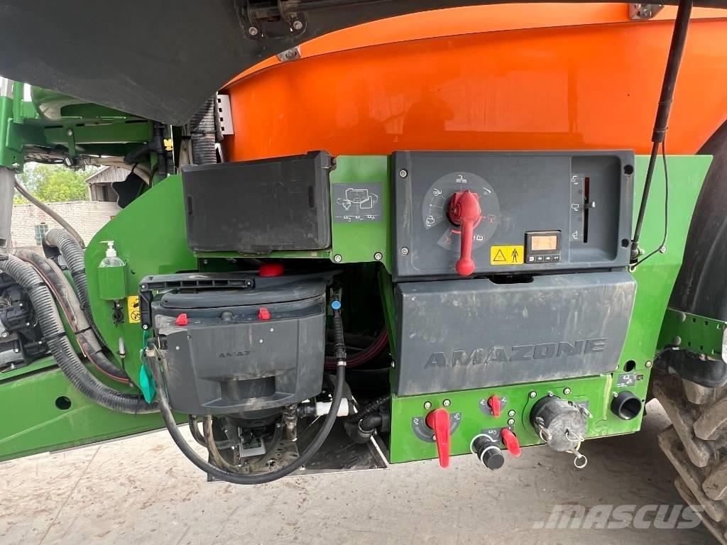 Amazone UX 11201 Pulvérisateur