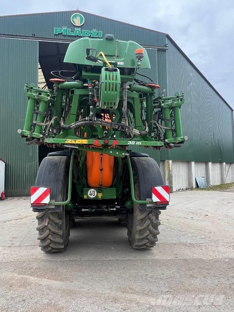 Amazone UX 11201 Pulvérisateur