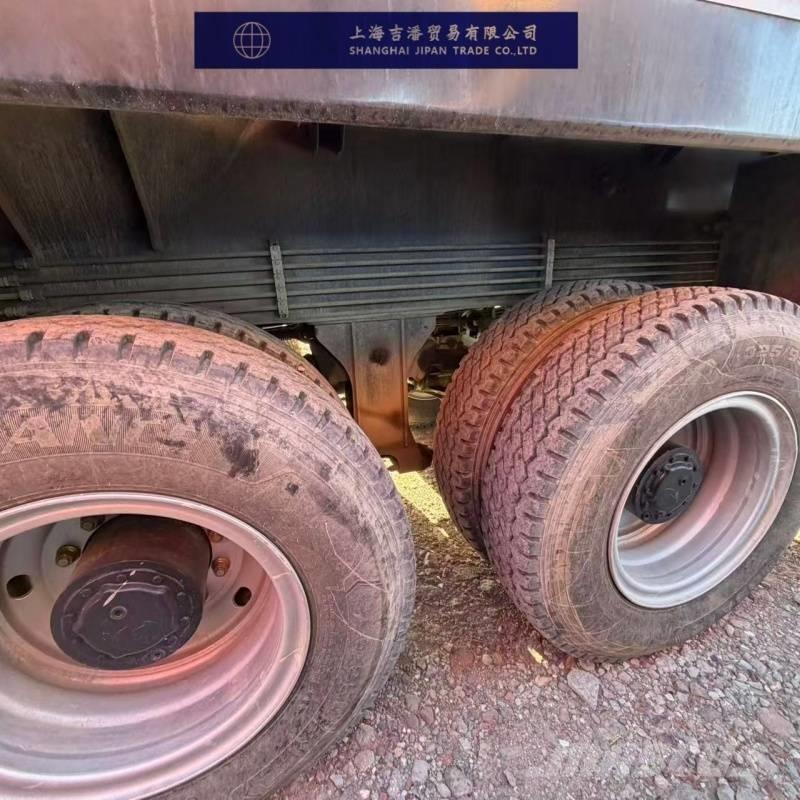 Sany SCT1000C Grues tout terrain