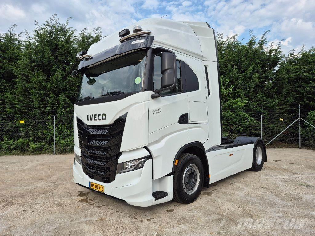 Iveco S-Way 490 Tracteur routier