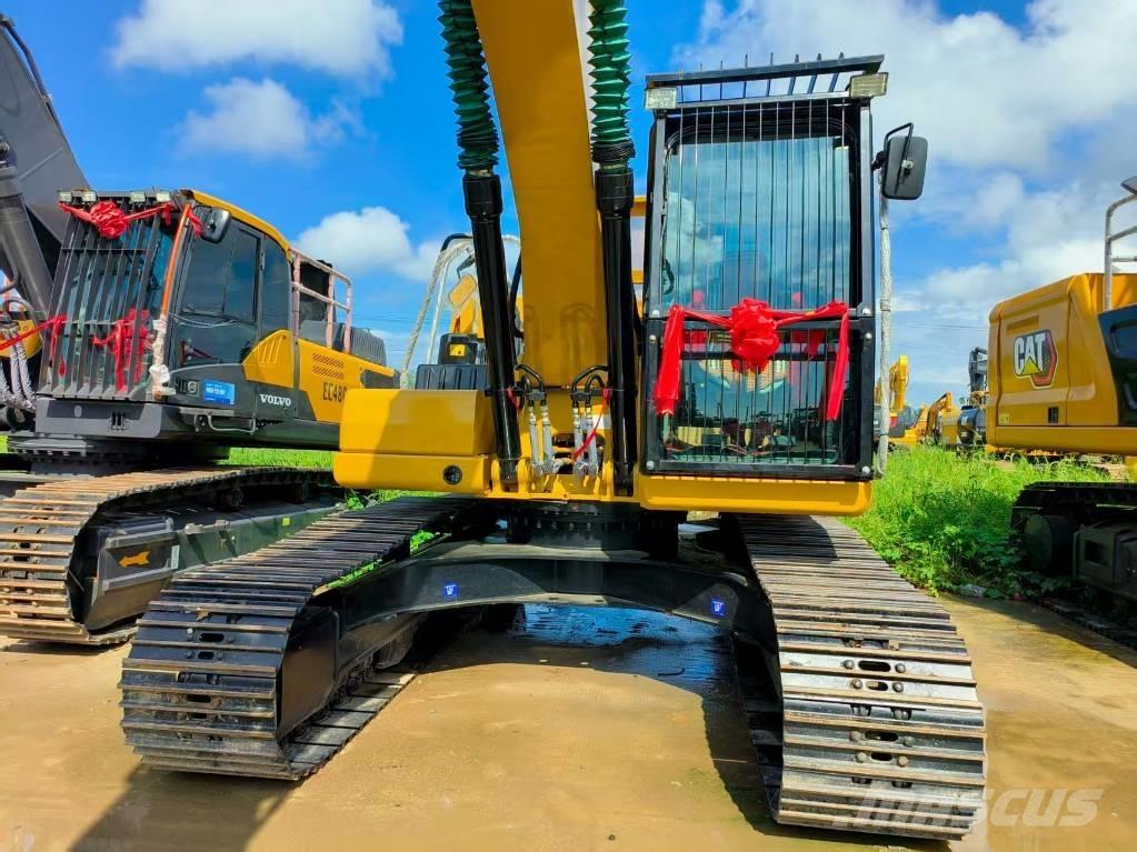 CAT 320 Pelle sur chenilles