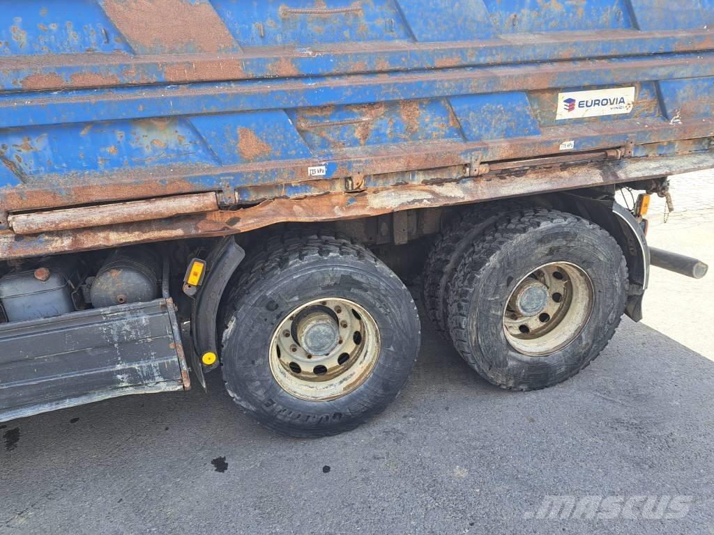 Tatra T 815-2 6x6 Camion benne