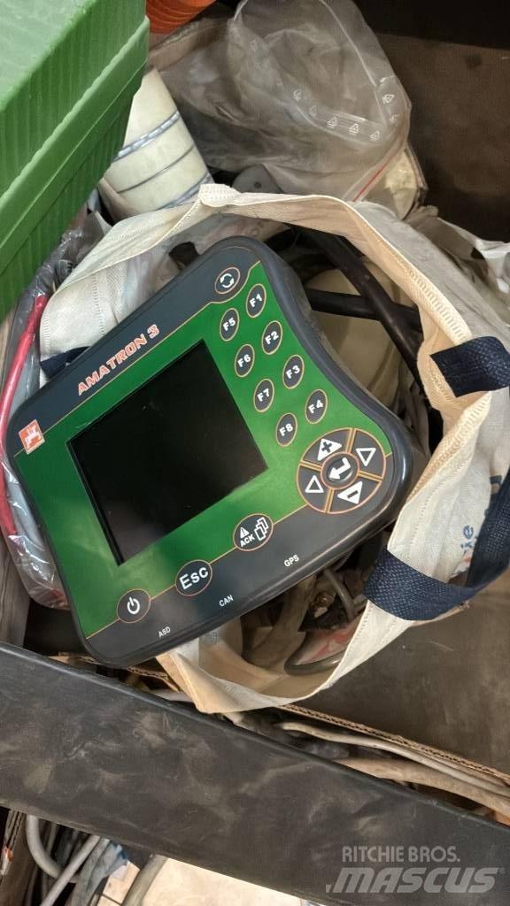 Amazone ZA-TS 4200 Semoir à engrais