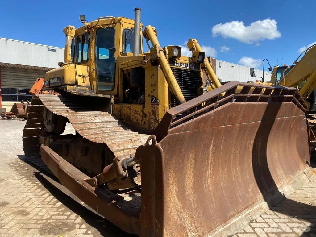 CAT D 6 H Bouteurs sur chenilles