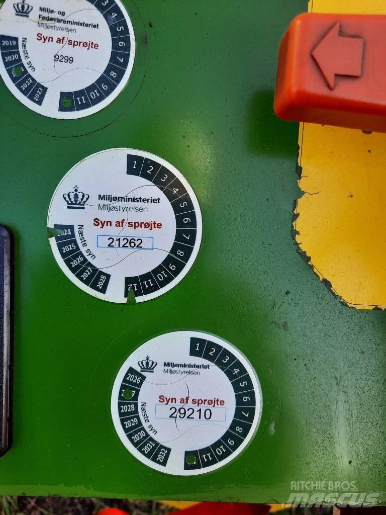 Amazone UG 3000 Nova Pulvérisateurs traînés