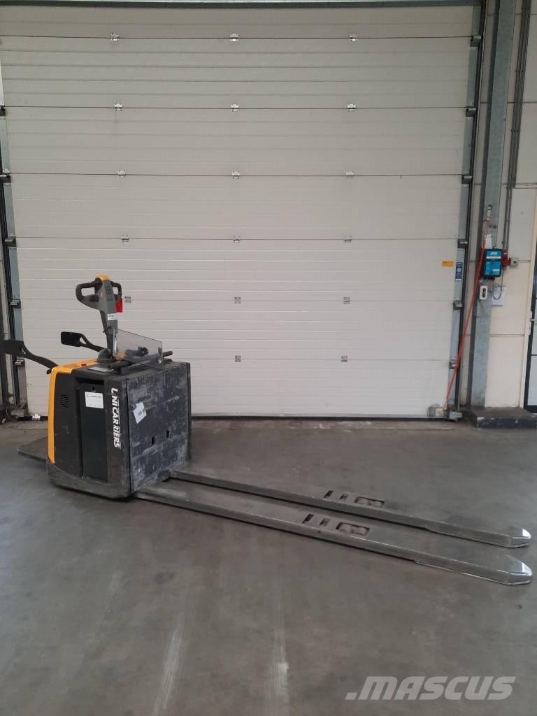 UniCarriers 200PMR Transpalette accompagnant porté debout