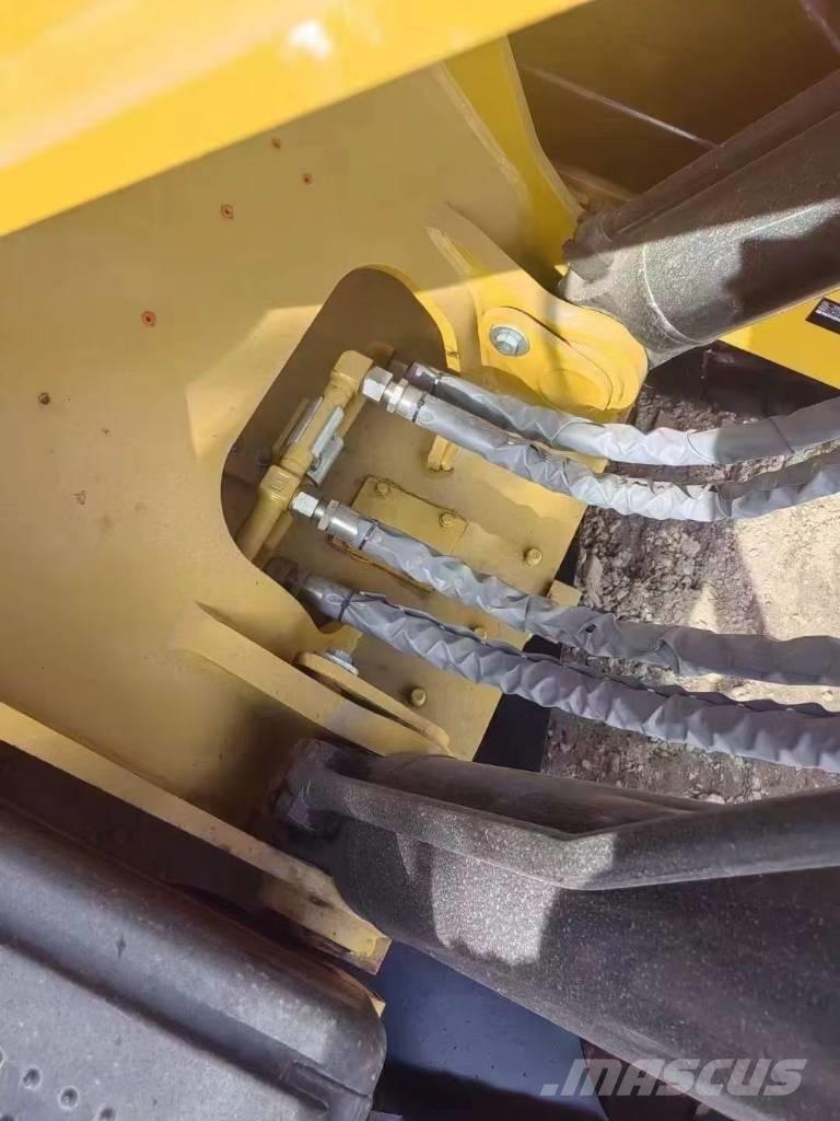 CAT 336 D L Pelle sur chenilles