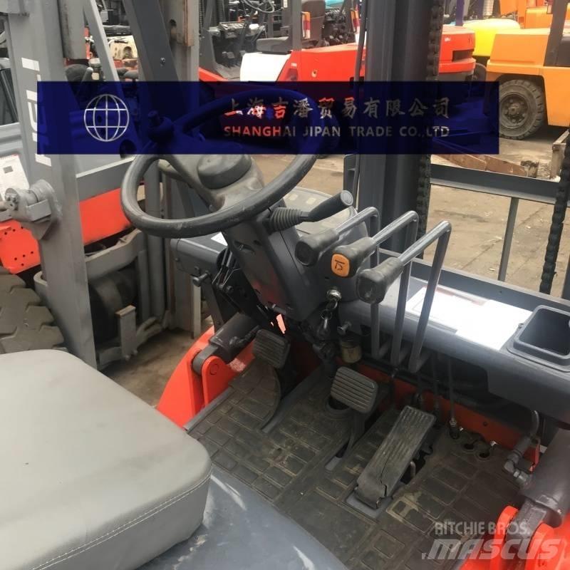 Heli H2000 35 Chariots diesel