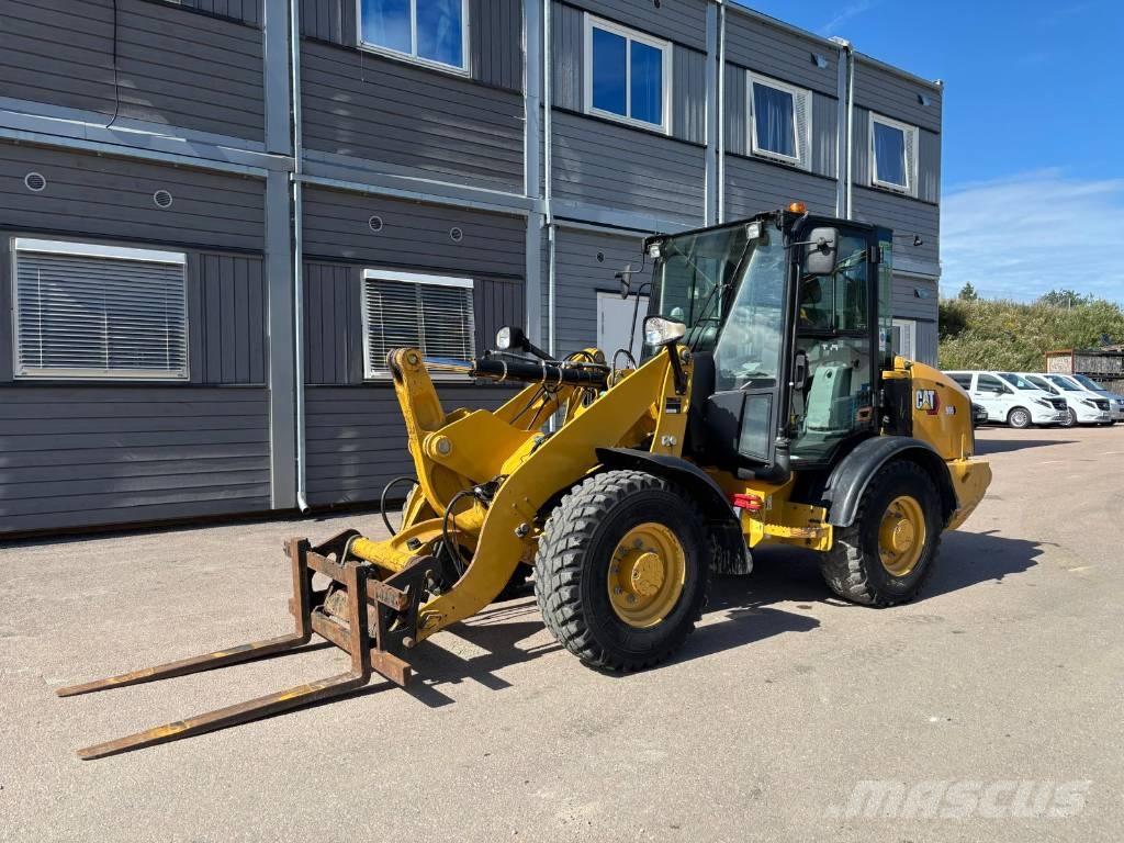 CAT 906 M Chargeuse sur pneus