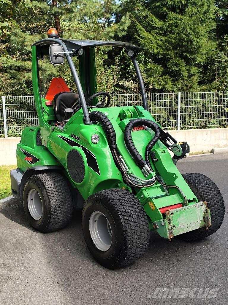 Avant 650 Chargeuse multifonction