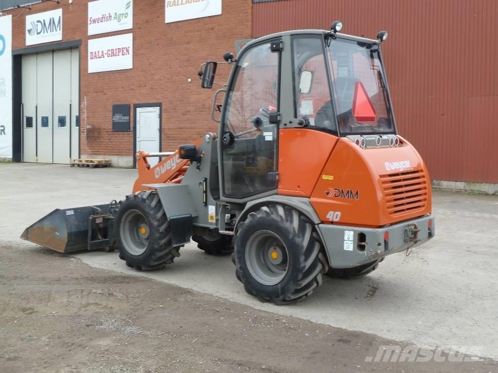 Atlas AR 40 Chargeuse sur pneus