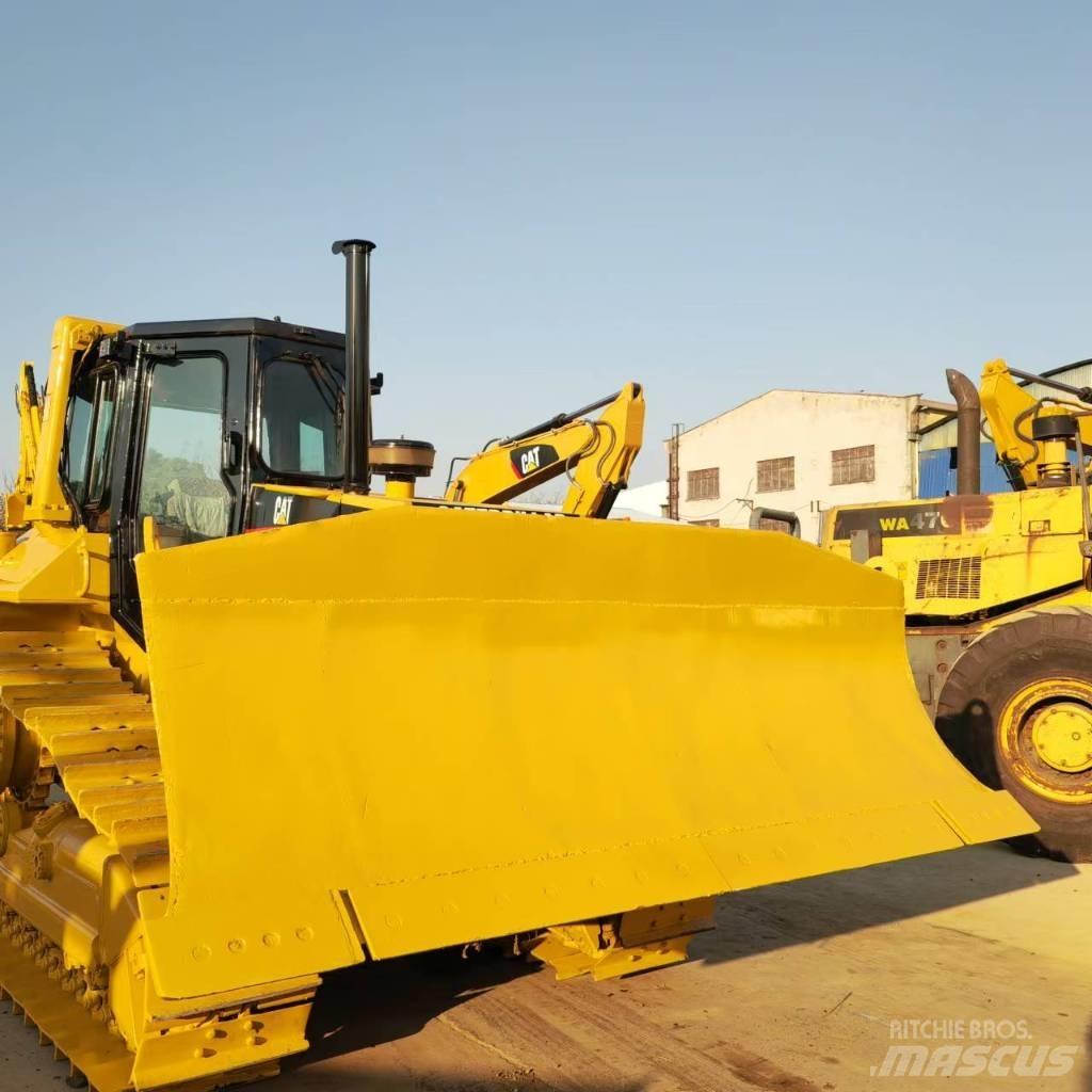 CAT D 6 R Niveleuse