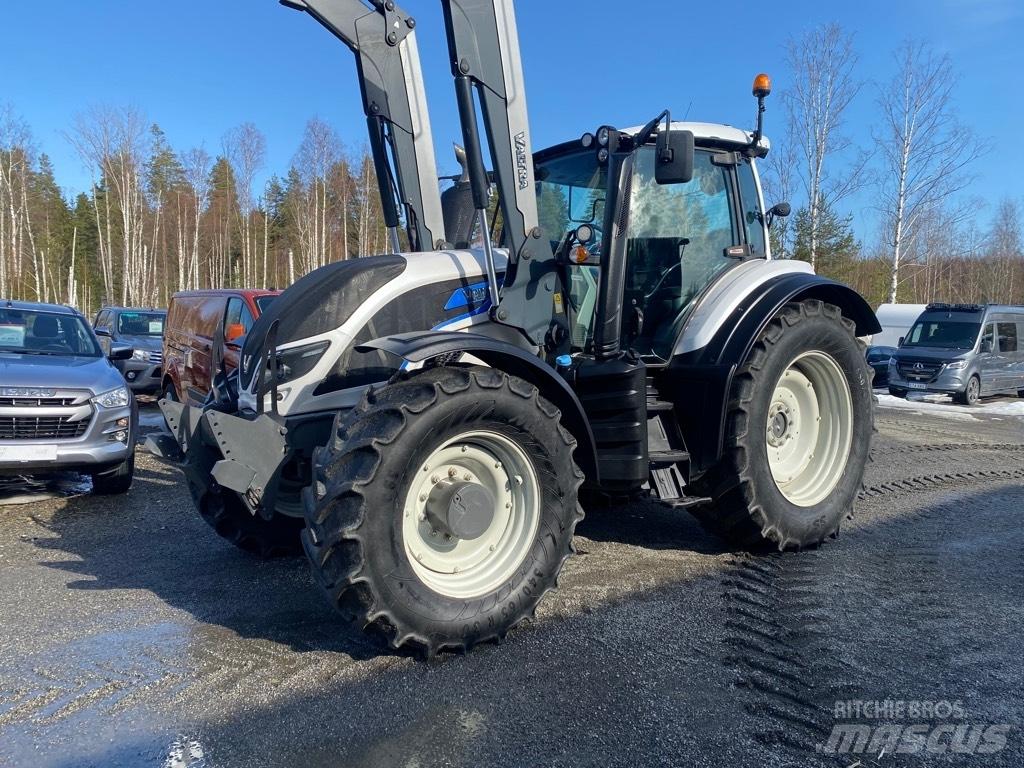 Valtra T 174 Tracteur