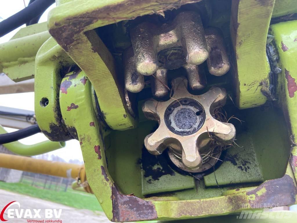 CLAAS Volto 870 T Rateau faneur