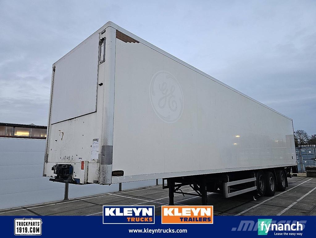 Pacton Z3-002 Semi remorque fourgon