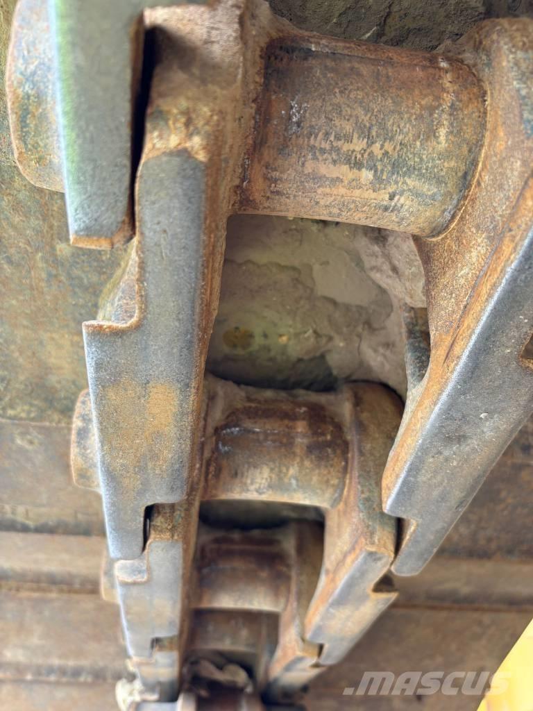 CAT D 6 N LGP Bouteurs sur chenilles