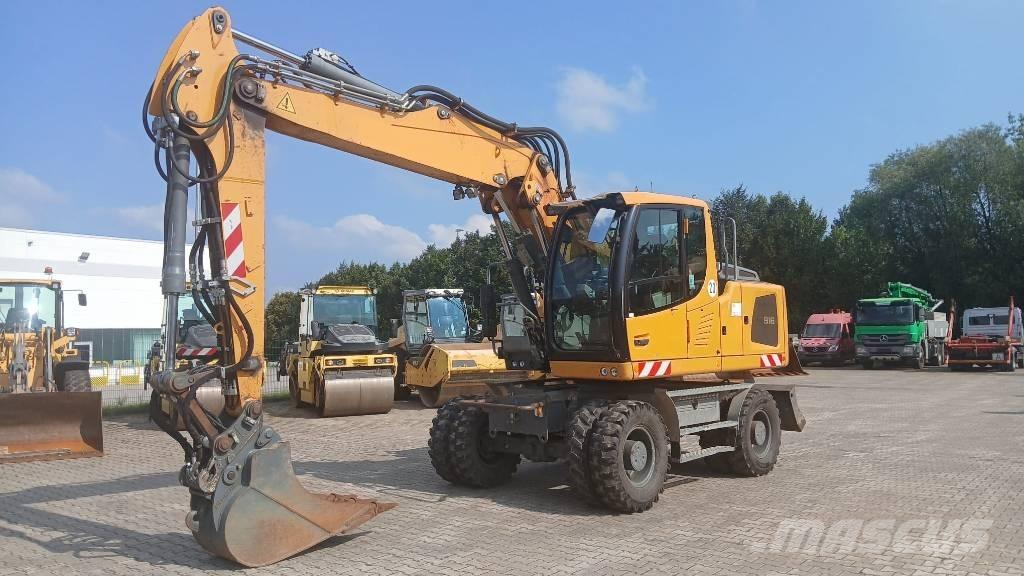 Liebherr A 916 Pelle sur pneus