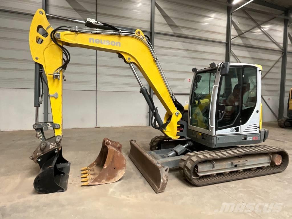 Neuson EZ 80 Mini pelle 7t-12t