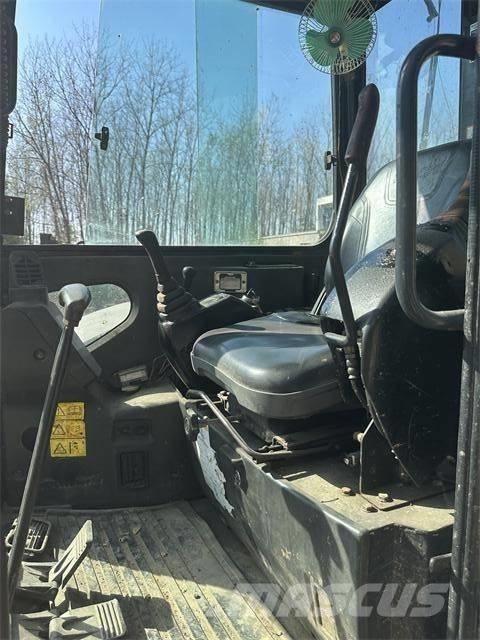 Hitachi ZX50 Pelle sur chenilles