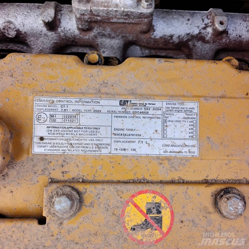 CAT 320 D Pelle sur chenilles