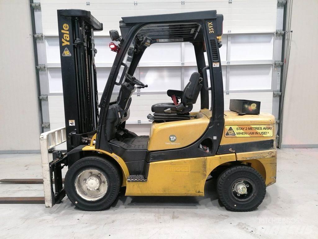 Yale GDP35VX Chariots diesel