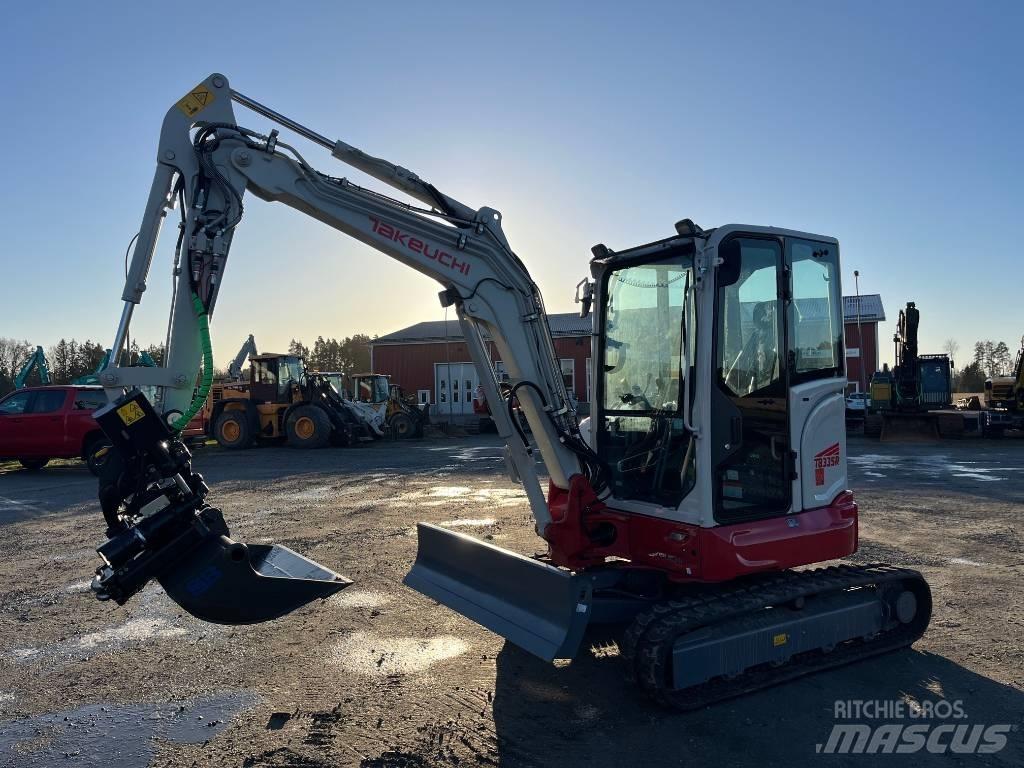 Takeuchi TB 335 R Mini pelle < 7t