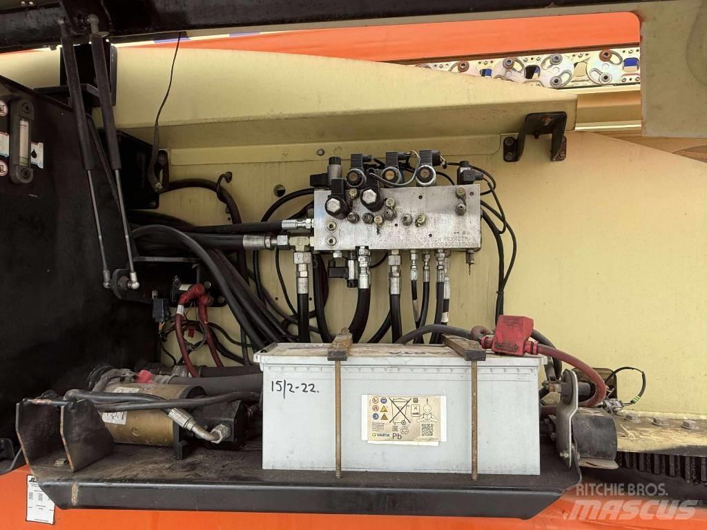 JLG 1350 SJP Nacelles télescopiques