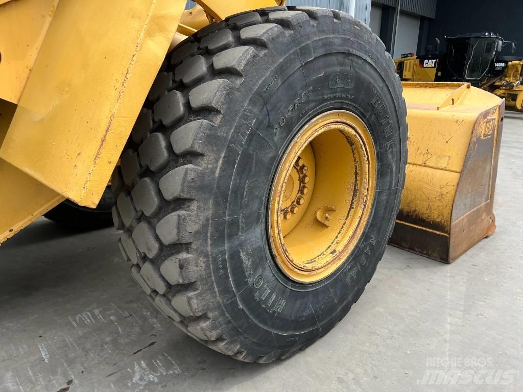 CAT 938G Chargeuse sur pneus