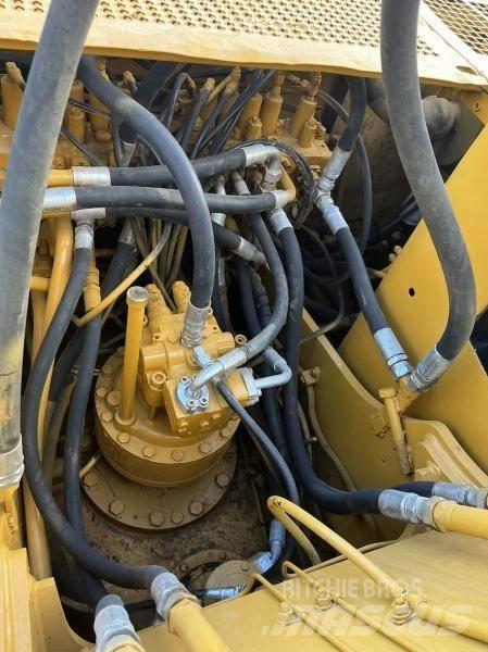 CAT 320 C Pelle sur chenilles