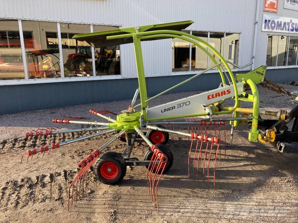 CLAAS Liner 370 Andaineur