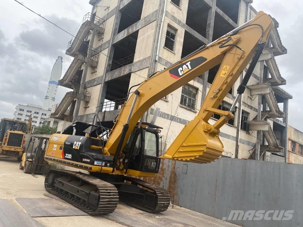 CAT 320 D Pelle sur chenilles