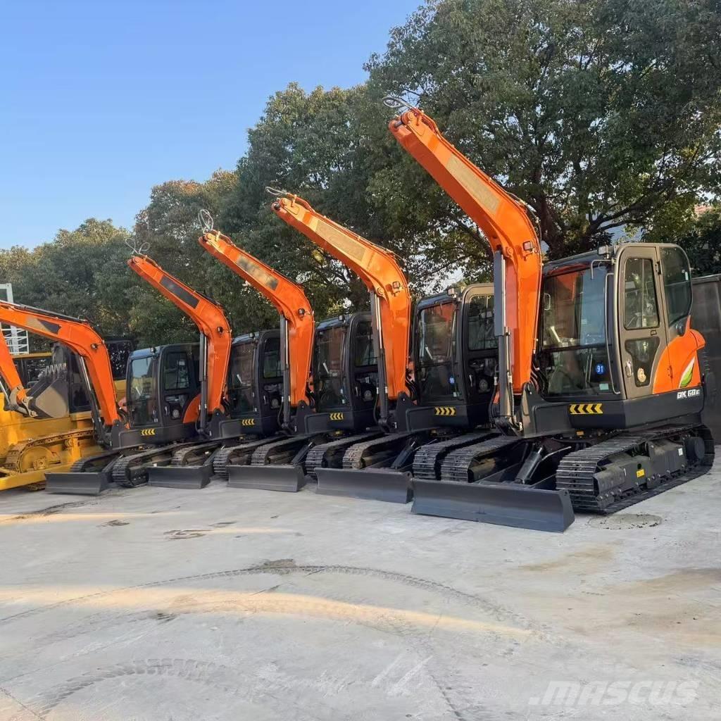 Doosan DX 60 Pelle sur chenilles
