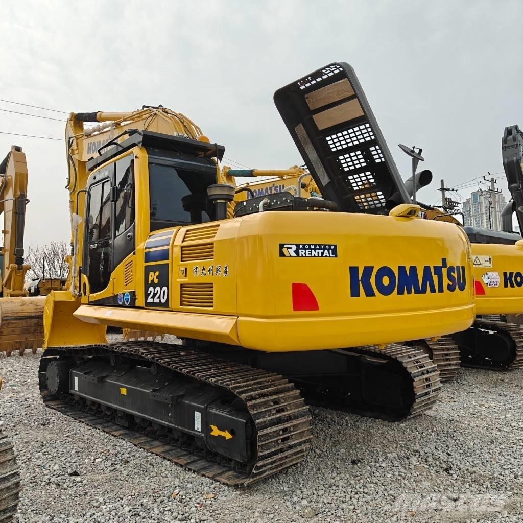 Komatsu 220-8 Pelle sur chenilles