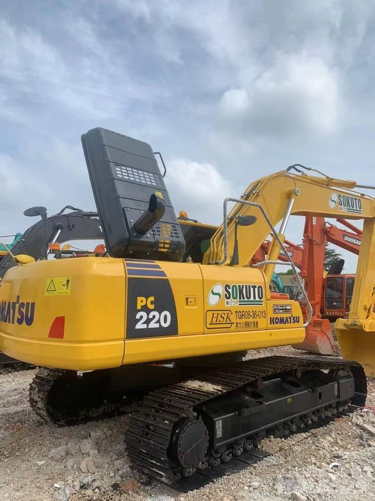 Komatsu PC 220-8 Pelle sur chenilles