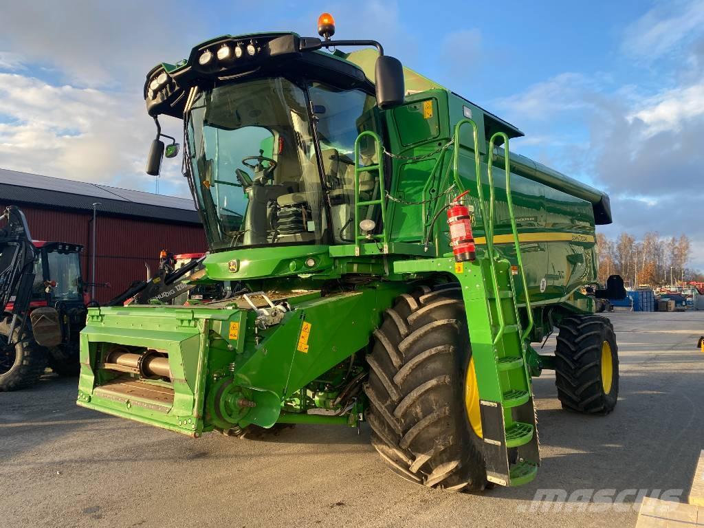 John Deere W 540i Moissonneuse batteuse