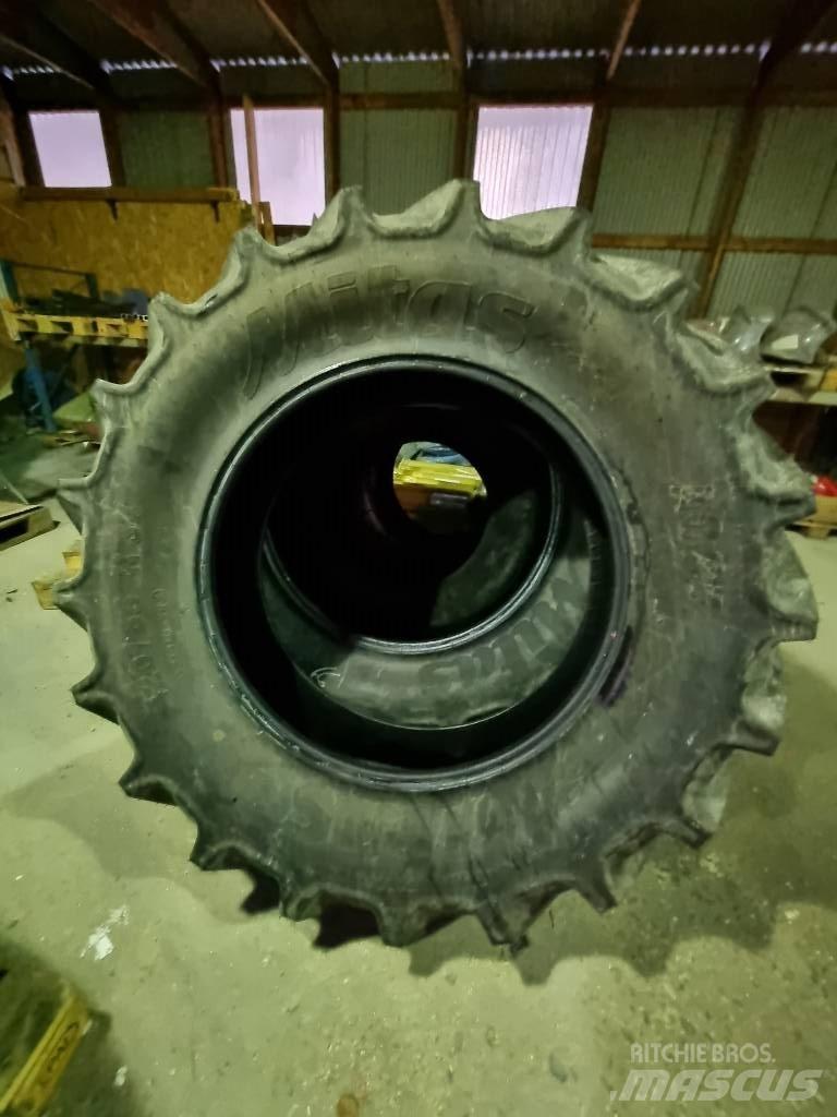 Mitas AC85 Pneus, roues et jantes